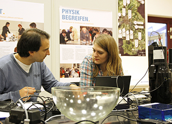 Teachers' training at DESY (Credit: DESY)